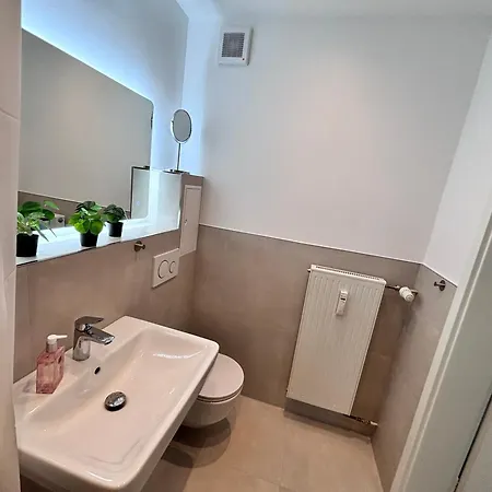Raum2go - No2 Zentrales 2-zimmer Design & Blick Apartment