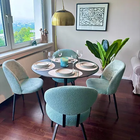 Raum2go - No2 Zentrales 2-zimmer Design&blick