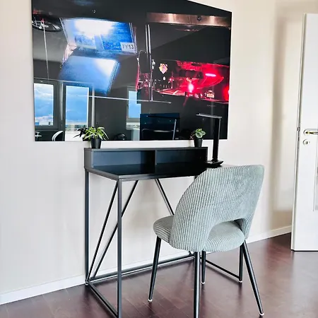 Raum2go - No2 Zentrales 2-zimmer Design & Blick Apartment Wiesbaden